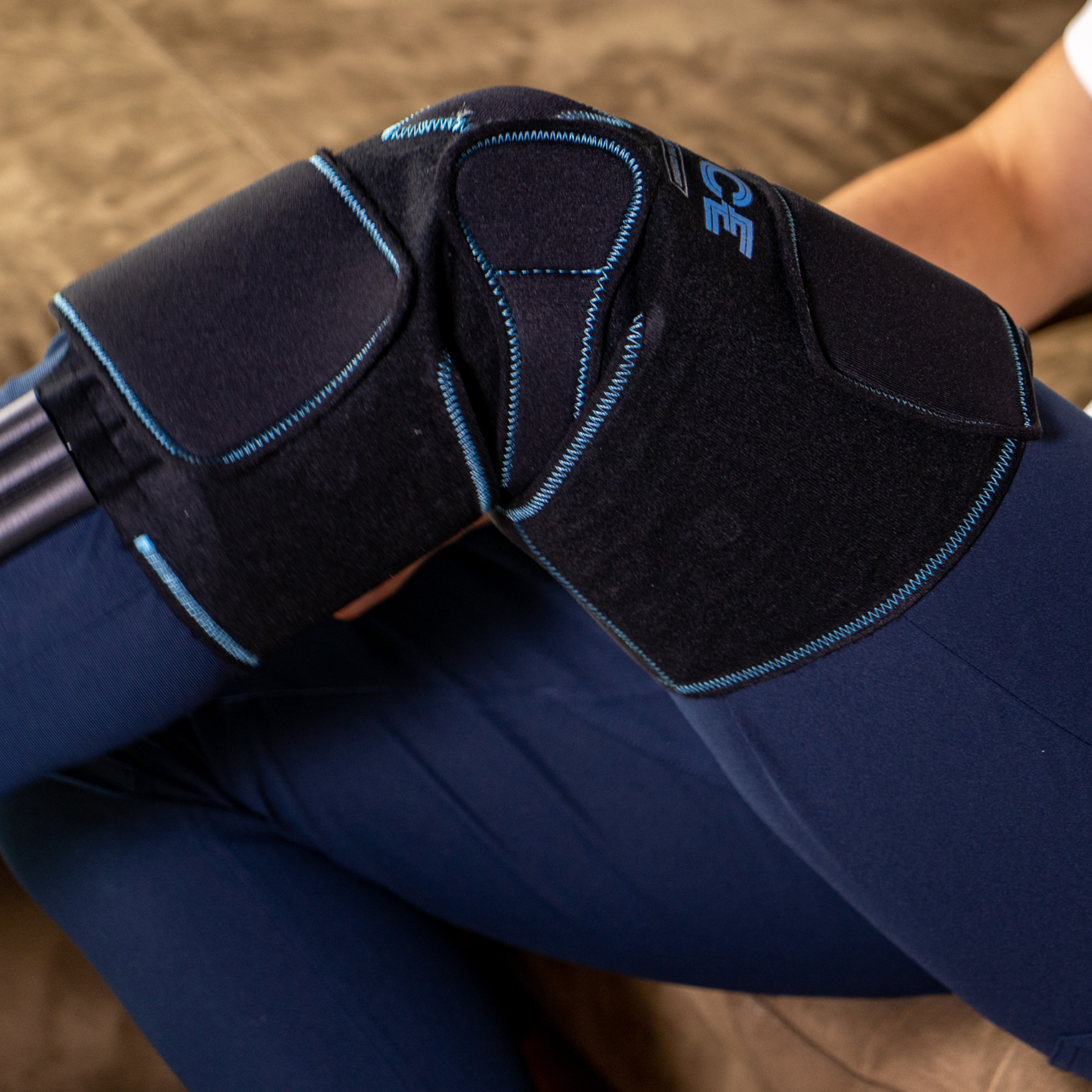 Articulated Knee Wrap
